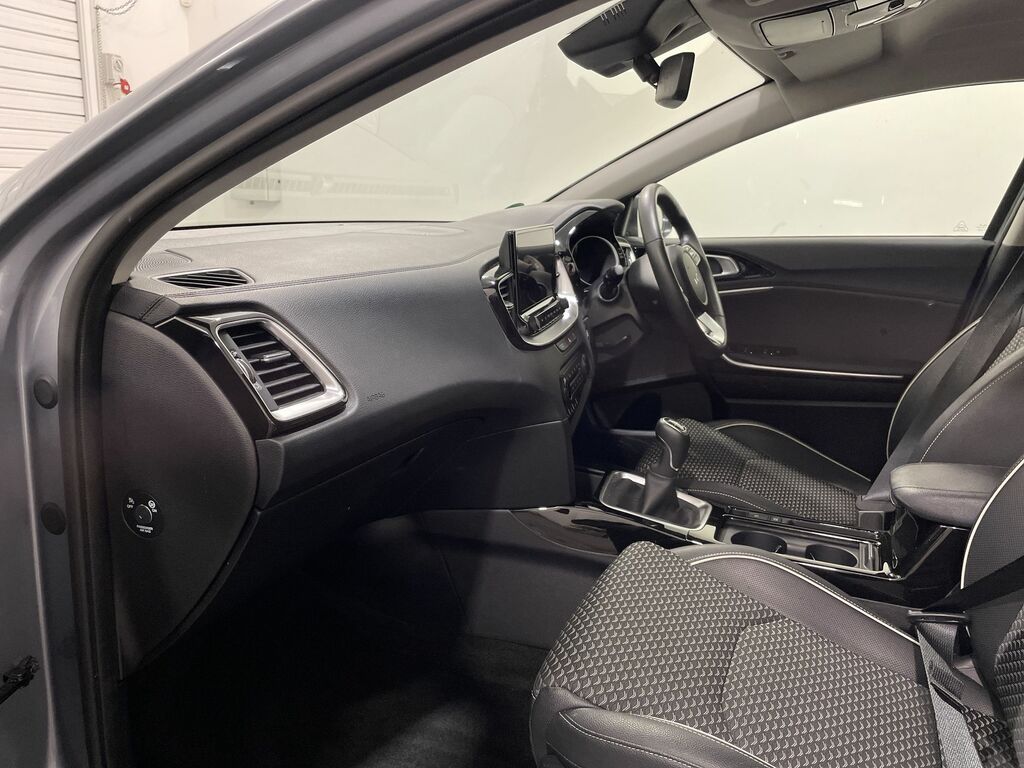Kia Ceed 1.5T Gdi Isg 138 3 LA25EDR Silver #5