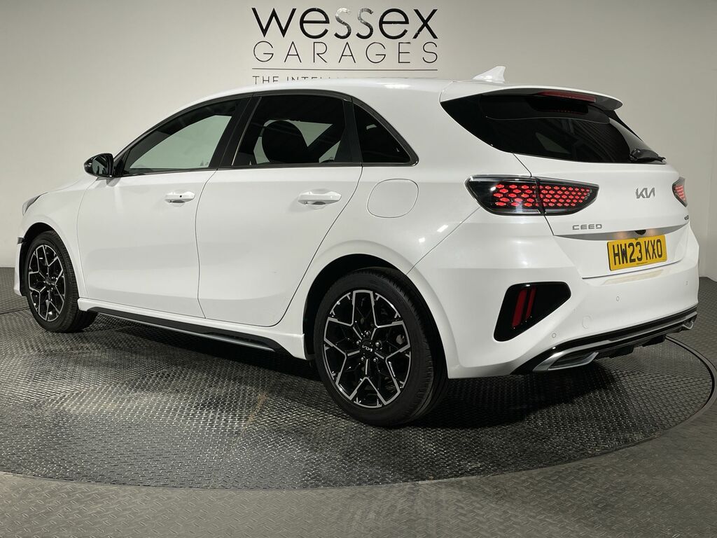 Kia Ceed 1.5T Gdi Isg Gt-line HW23KXO White #3