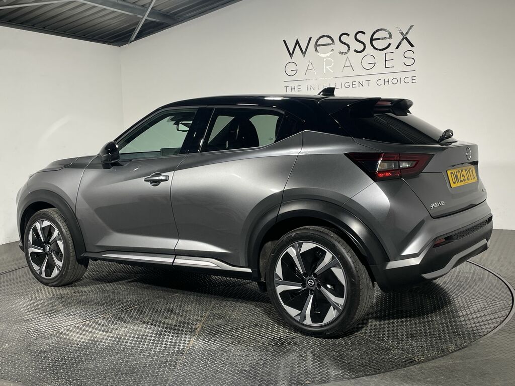 Nissan Juke 1.6 Hybrid Tekna OW25DYX Grey #2