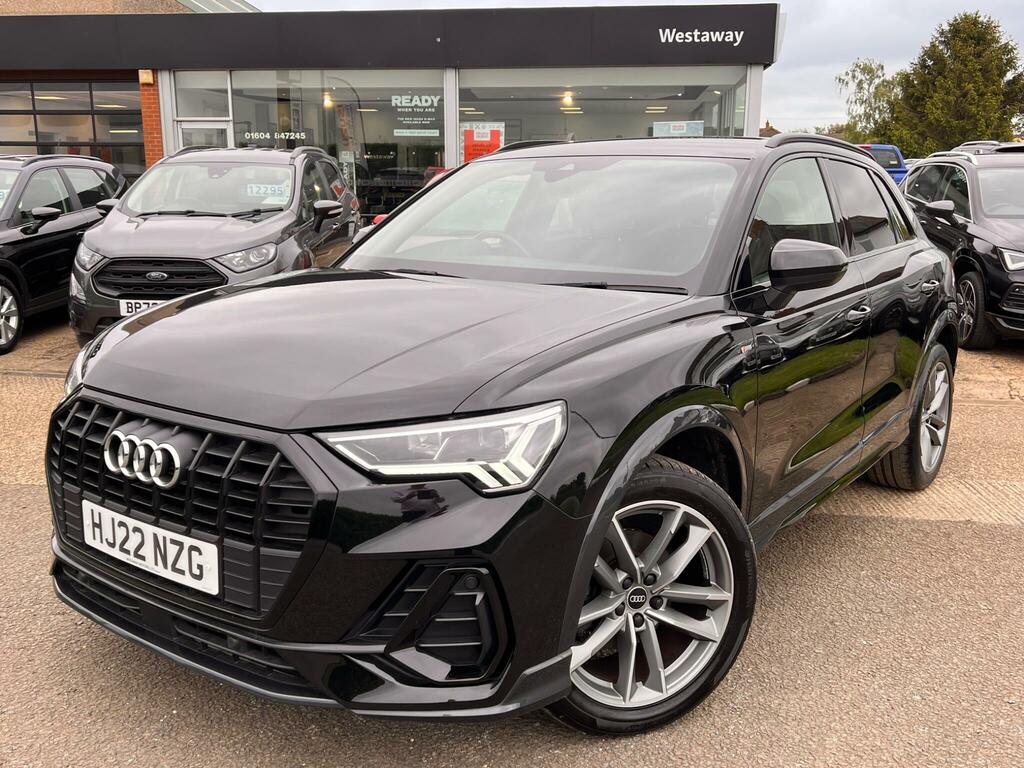 Audi Q3 35 Tfsi Black Edition - 2022 22 Black #6