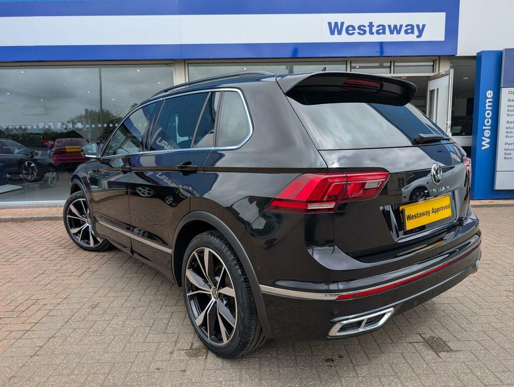 Volkswagen Tiguan 1.5 Tsi 150 R-line Dsg - 2021 21 VU21NWL Black #4