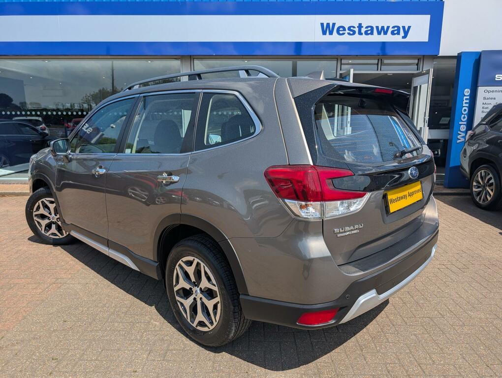 Subaru Forester 2.0I E-boxer Xe Lineartronic - 2022 71 Gold #4