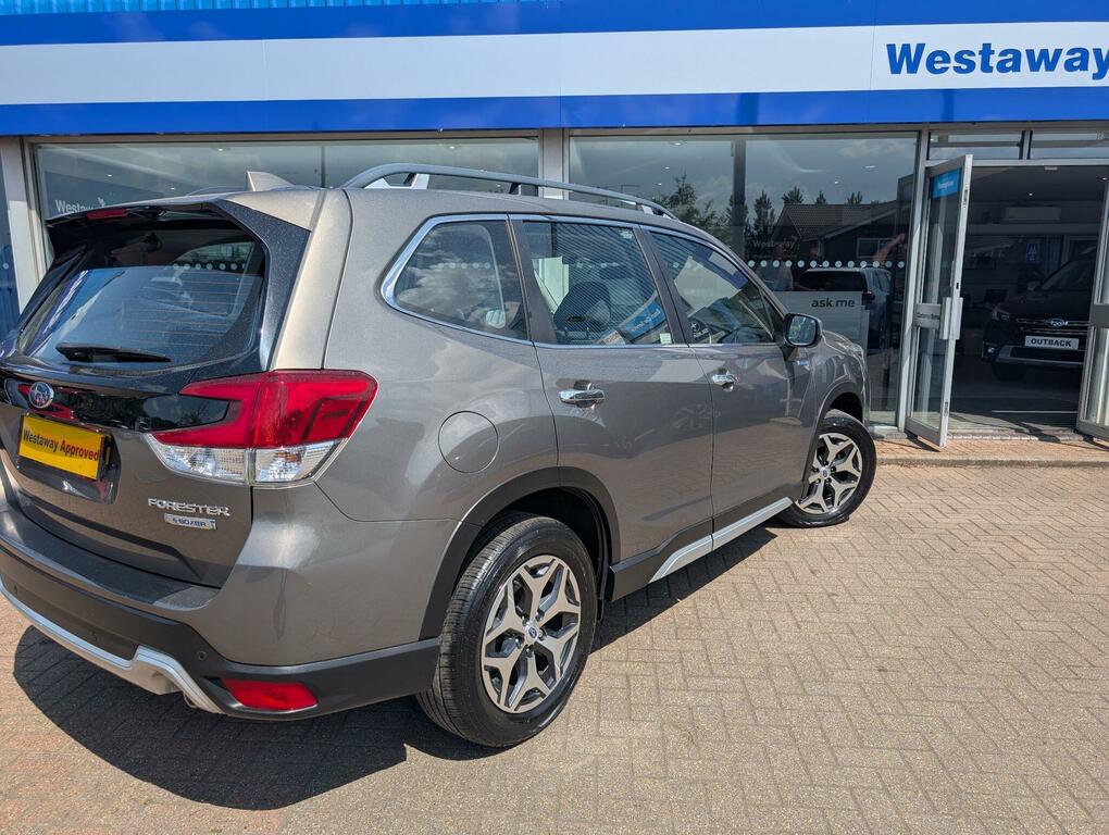 Subaru Forester  Green #8