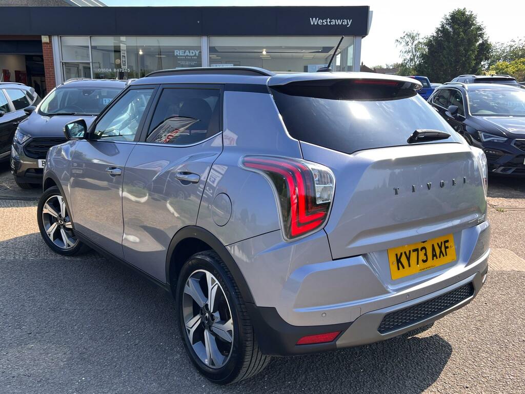 SsangYong Tivoli 1.5 K40 - 2024 73 Silver #4