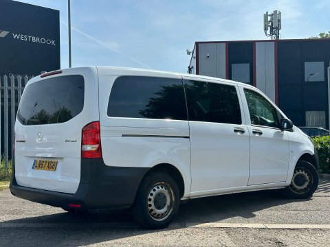 Mercedes-Benz Vito 2.1 114 Cdi LR67XGB White #2