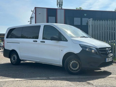 Mercedes-Benz Vito 2.1 114 Cdi LR67XGB White #6