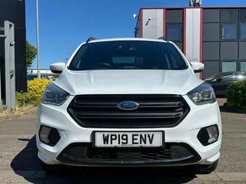 Ford Kuga 2.0 Tdci Ecoblue WP19ENV White #4