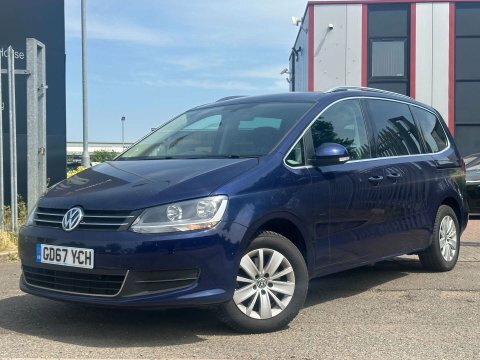 Volkswagen Sharan Mpv White #5