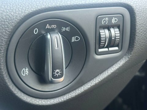 Volkswagen Sharan Mpv White #36