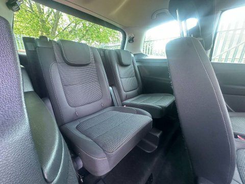Volkswagen Sharan Mpv White #19