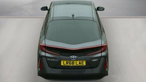Toyota Prius Hatchback Silver #8