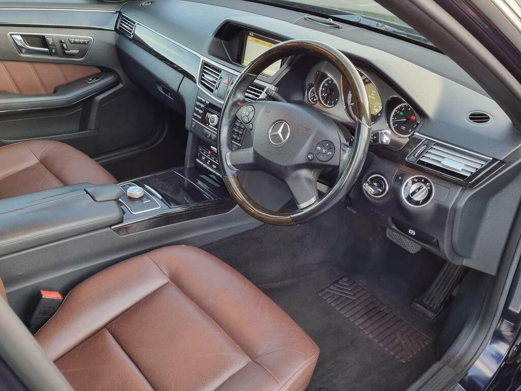 Mercedes-Benz E Class 3.5 E350 Cgi V6 Blueefficiency Avantgarde G-tronic Blue #3
