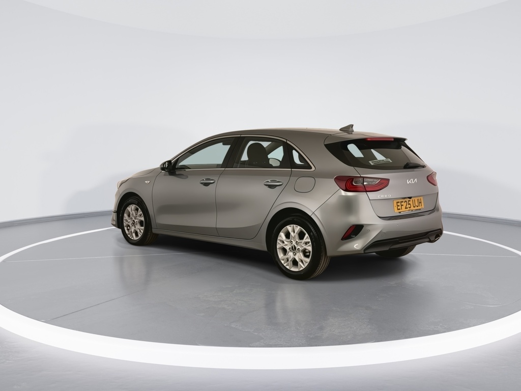 Kia Ceed 1.5T Gdi Isg 138 2 EF25UJH Silver #6
