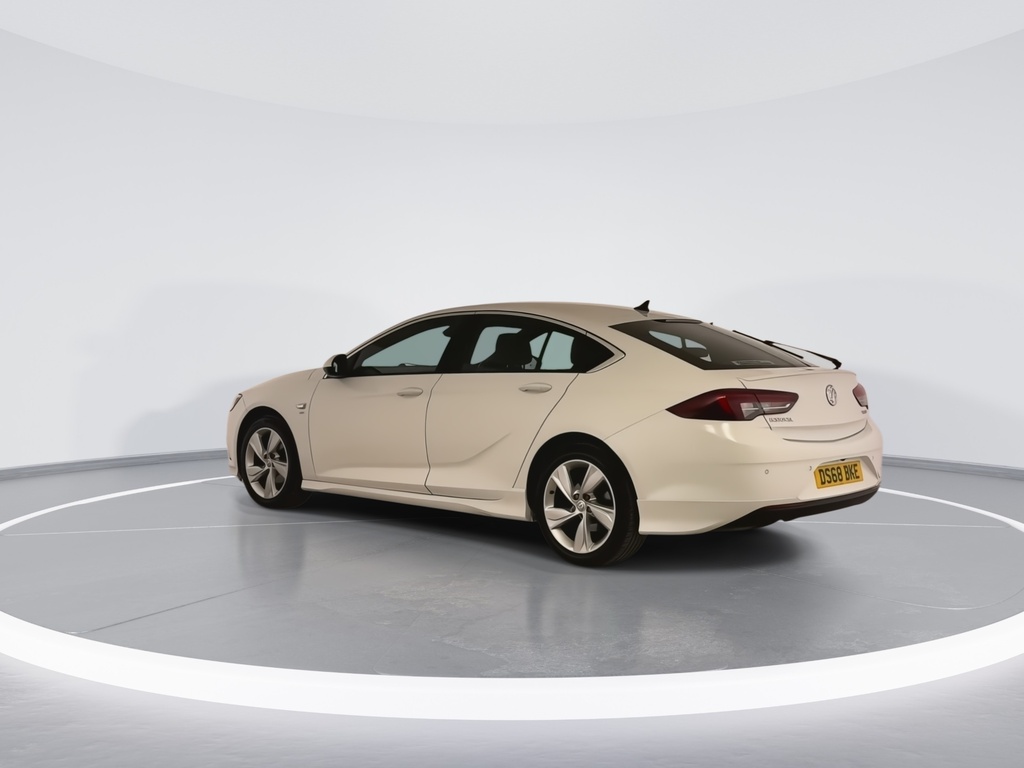Vauxhall Insignia 1.5T Sri Vx-line Nav DS68BKE White #5
