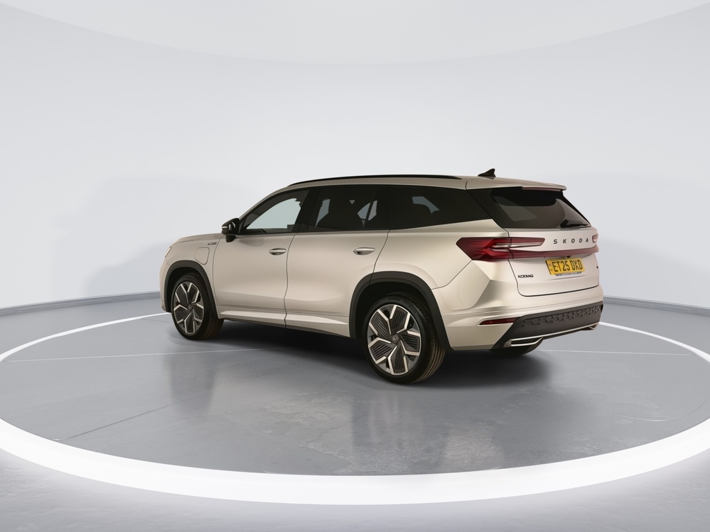 Skoda Kodiaq 1.5 Tsi Iv 25.7Kwh Sportline Suv Plug-i ET25DXD Silver #6