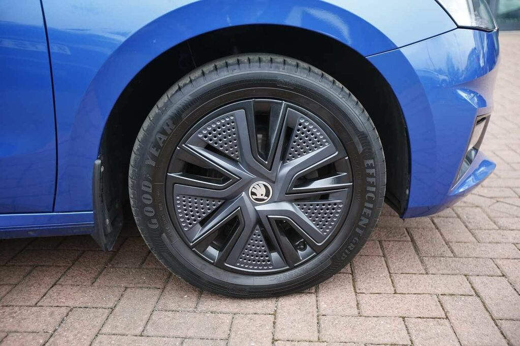 Skoda Fabia Hatch Colour Edition 1.0 Tsi 95 Ps 5G Man SL23CMO Blue #5