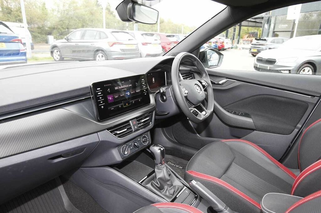 Skoda Kamiq Monte Carlo 1.5 Tsi 150 Ps Dsg SJ24ZAD White #2