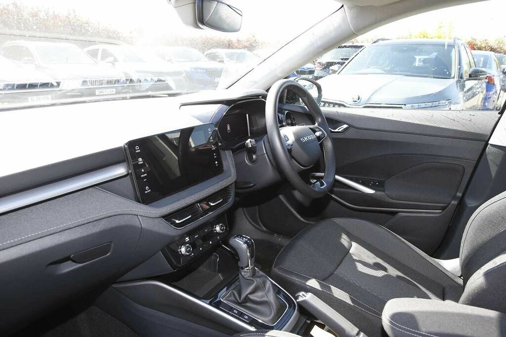 Skoda Fabia 1.0 Tsi 116 Se L Edition Dsg DG75EJO Black #2