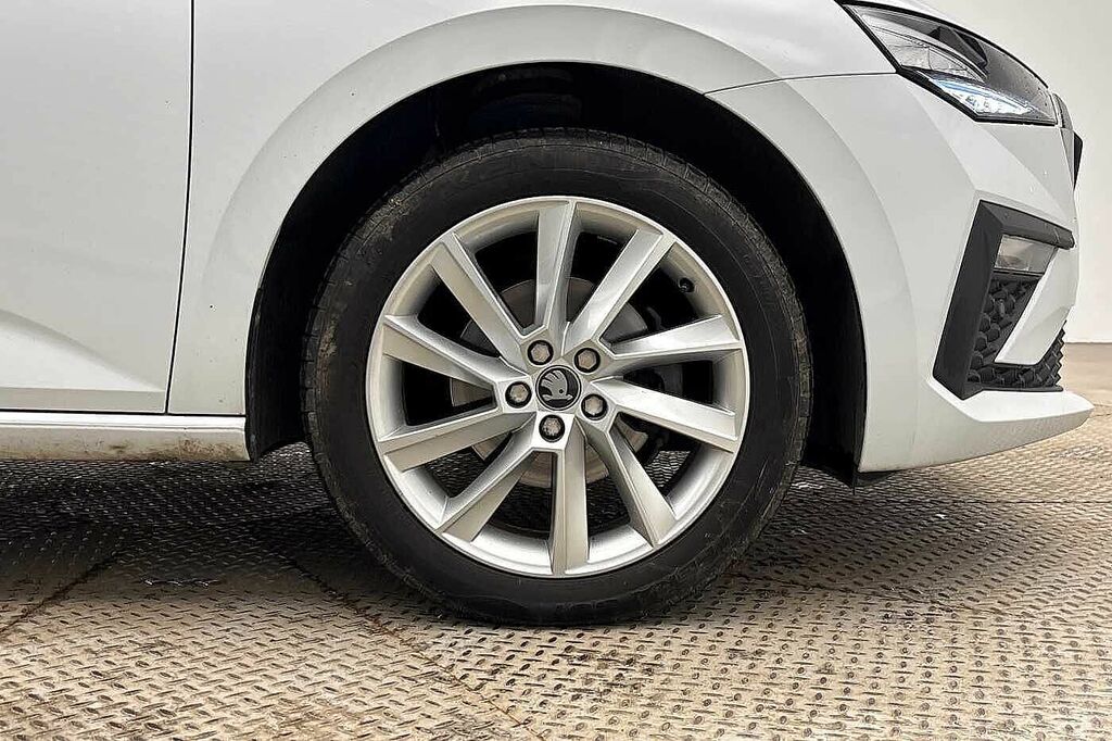 Skoda Scala Se L Edition 1.0 Tsi 116 Ps Dsg KT25RBV White #5