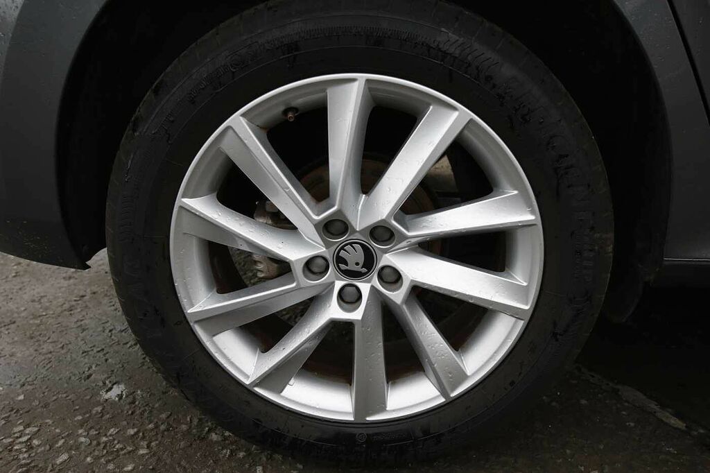 Skoda Kamiq Se Edition 1.0 Tsi 116 Ps 6G Man GL25XGM Grey #5