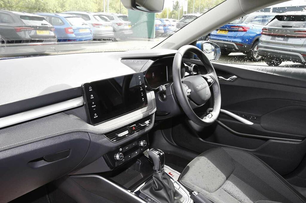 Skoda Fabia Hatch Se L Edition 1.0 Tsi 116 Ps Dsg KY75LZU Blue #2
