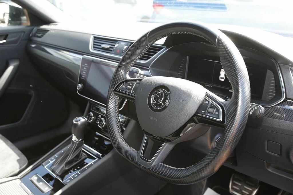 Skoda Superb Estate Sportline 1.5 Tsi 150 Ps Dsg Grey #6
