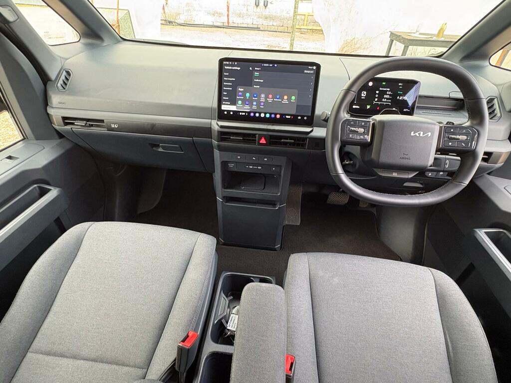 Kia PV5 Plus Long Range 71.2Kwh White #4
