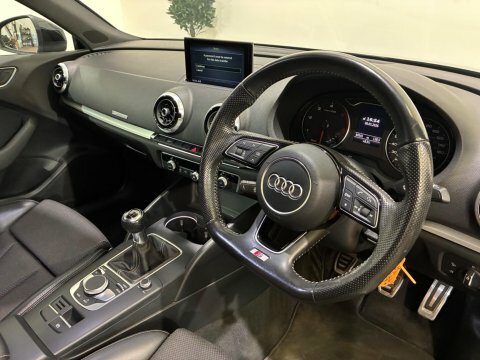 Audi A3 2.0 Tdi S MC66DVH Black #3