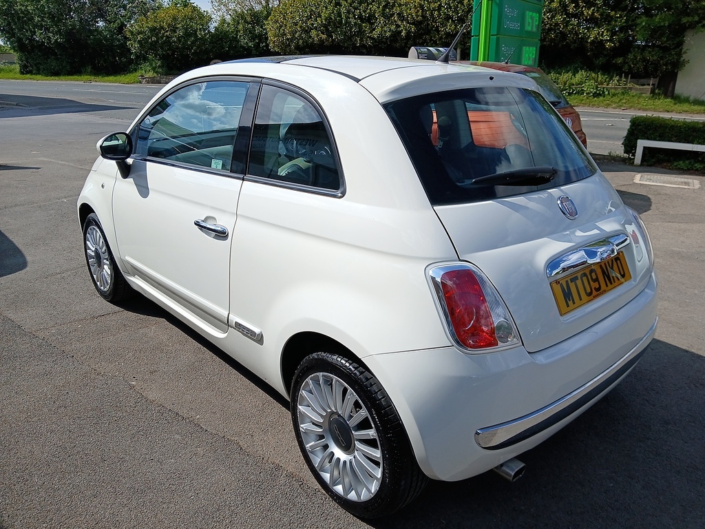 Fiat 500 Lounge White #5