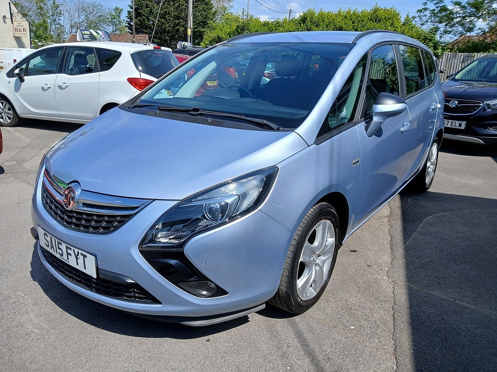 Vauxhall Zafira Tourer Exclusiv Silver #3