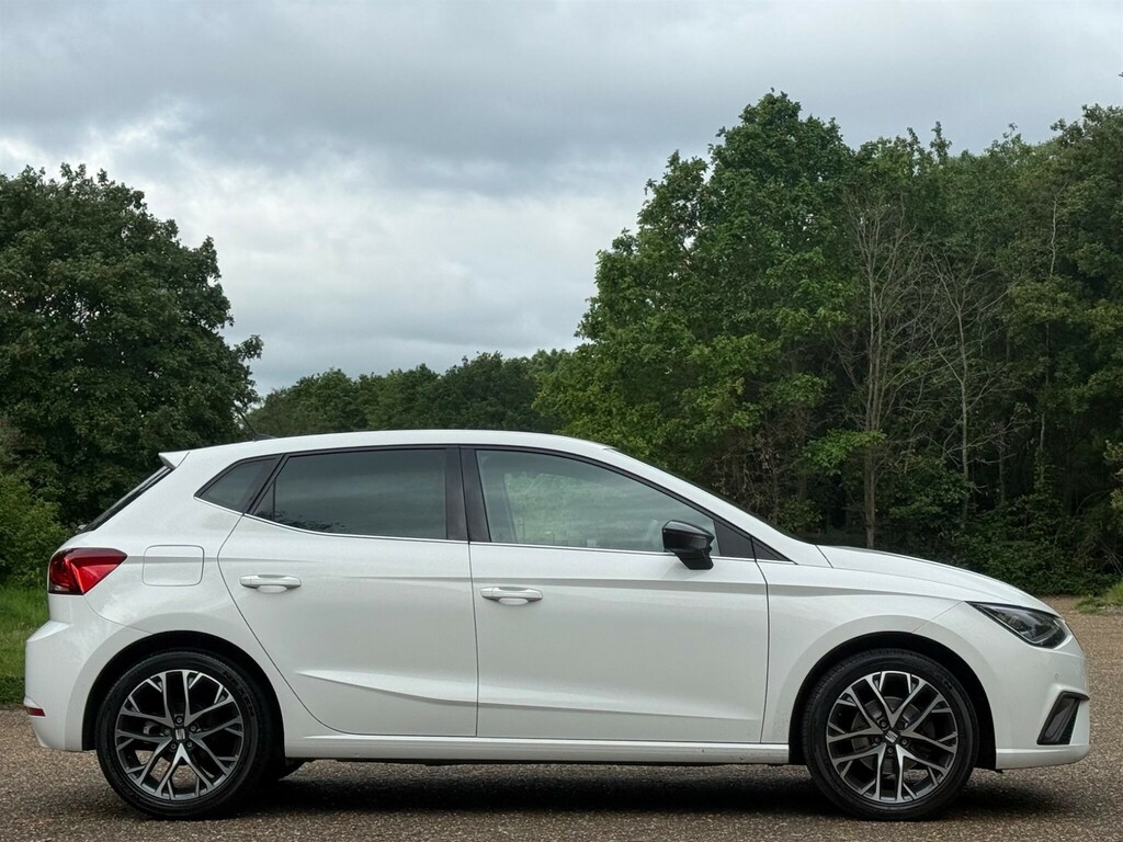 Seat Ibiza 2020 1.0 Tsi Xcellence Lux Dsg Euro 6 Ss MW70PXK White #3