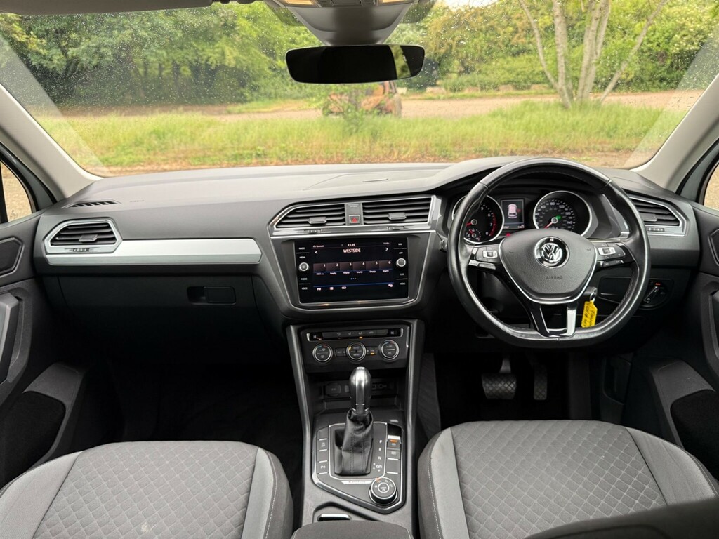 Volkswagen Tiguan 2018 1.4 Tsi Se Navigation Dsg 4Motion Euro 6 Ss CE18SFY White #2