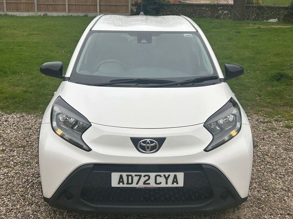Toyota Aygo X 1.0 Vvt-i Pure AD72CYA White #5