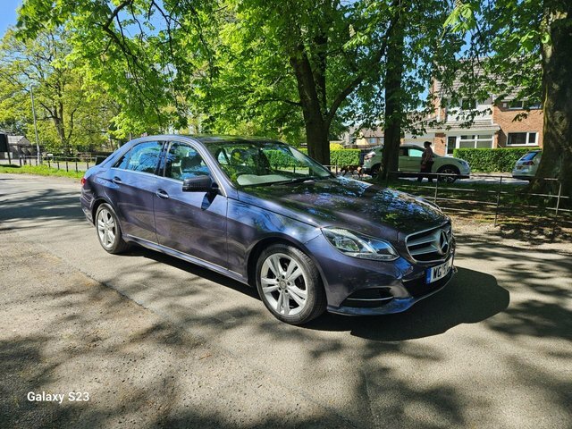 Mercedes-Benz E Class 2.1 E220 Bluetec Se Saloon G-tronic Eu Blue
