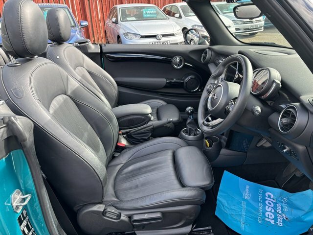 Mini Convertible 1.5 Cooper Exclusive Convertible Blue #3