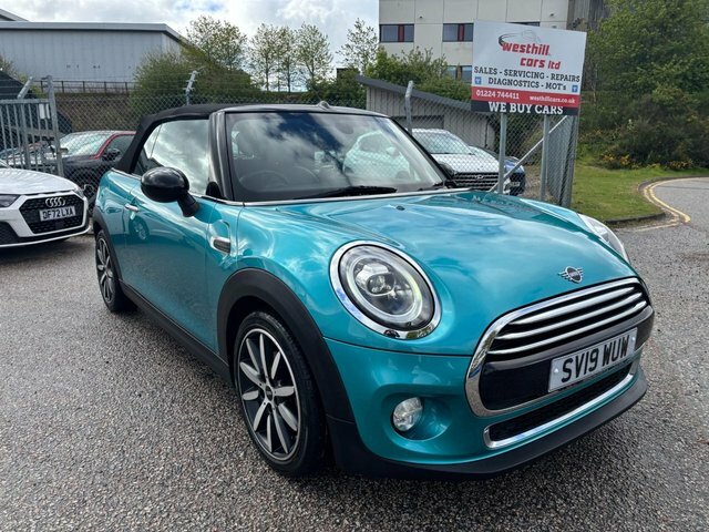 Mini Convertible 1.5 Cooper Exclusive Convertible Blue