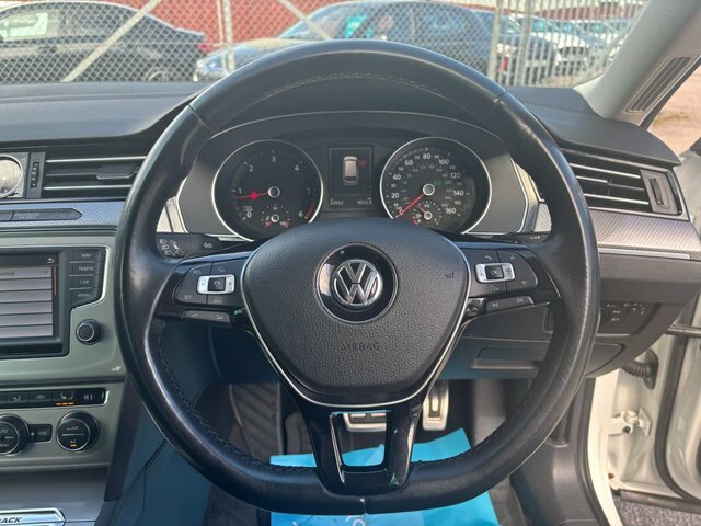 Volkswagen Passat Alltrack 20152.0 Tdi Bluemotion Tech Alltrack Dsg 4Motion E Blue #13