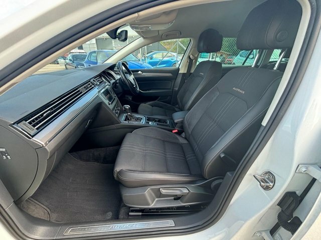 Volkswagen Passat Alltrack 20152.0 Tdi Bluemotion Tech Alltrack Dsg 4Motion E Blue #23
