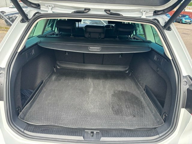 Volkswagen Passat Alltrack 20152.0 Tdi Bluemotion Tech Alltrack Dsg 4Motion E Blue #20
