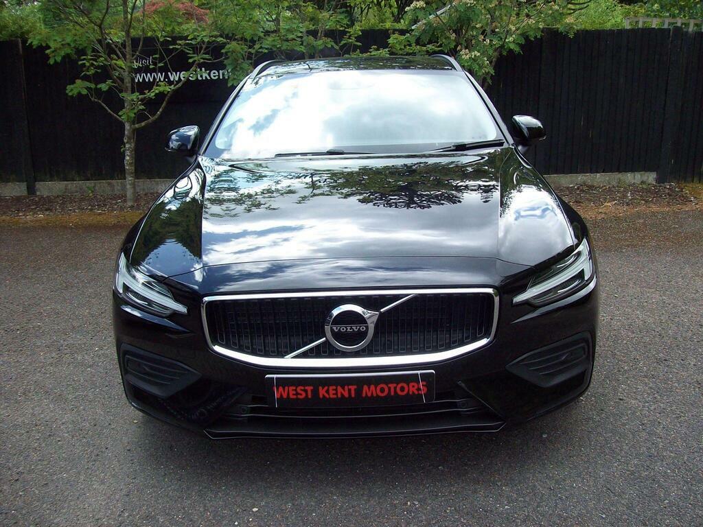 Volvo V60 2.0 B3 Mhev Momentum Dct Euro 6 S S Black #6