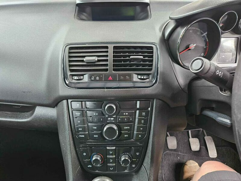 Vauxhall Meriva Excite Black #2