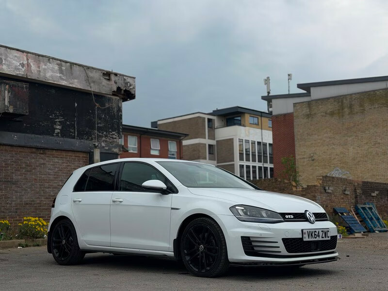 Volkswagen Golf Gtd Dsg VK64ZWC White #2