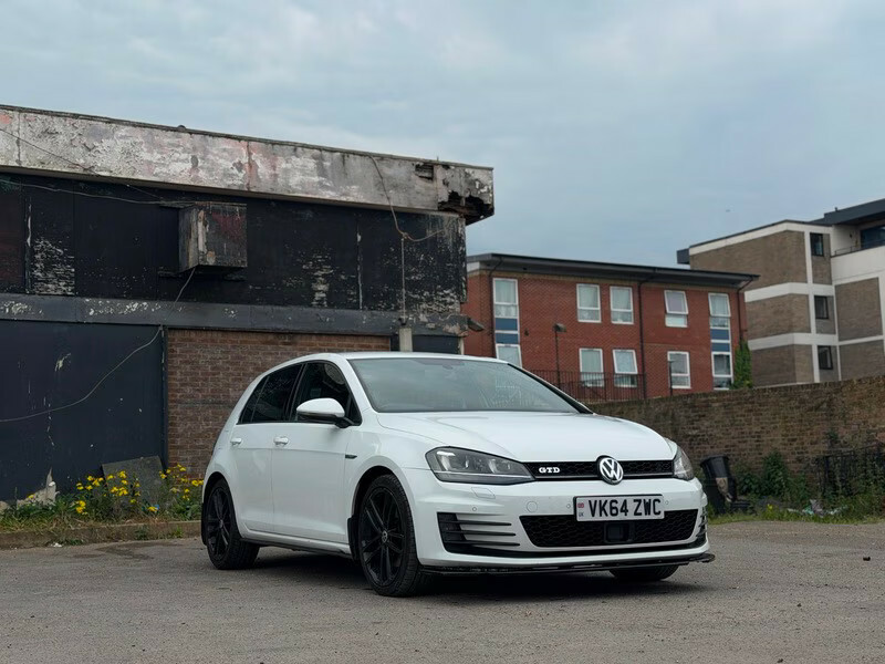 Volkswagen Golf Gtd Dsg VK64ZWC White #3