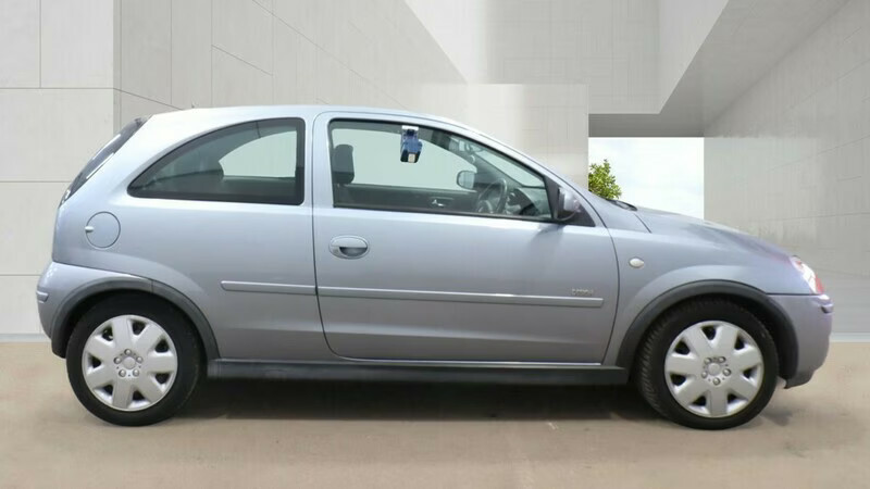 Vauxhall Corsa Design 16V Twinport Silver #5