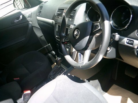 Skoda Yeti 2016 16 Se YK16PGY Red #3
