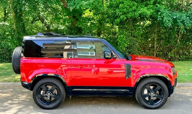 Land Rover Defender 3.0 D300 Mhev 75Th LR73EKH Red #4