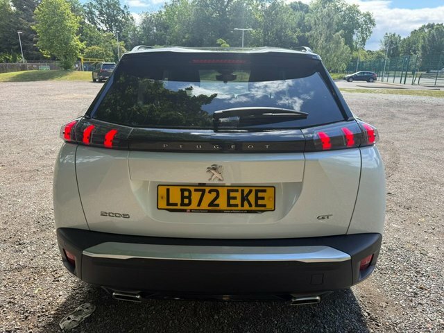 Peugeot 2008 1.2 Puretech Gt Suv LB72EKE White #4