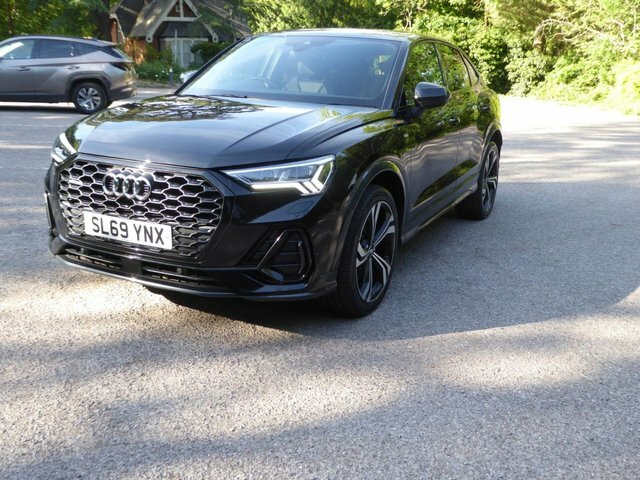 Audi Q3 2.0 Tfsi 45 Edition SL69YNX Black #6