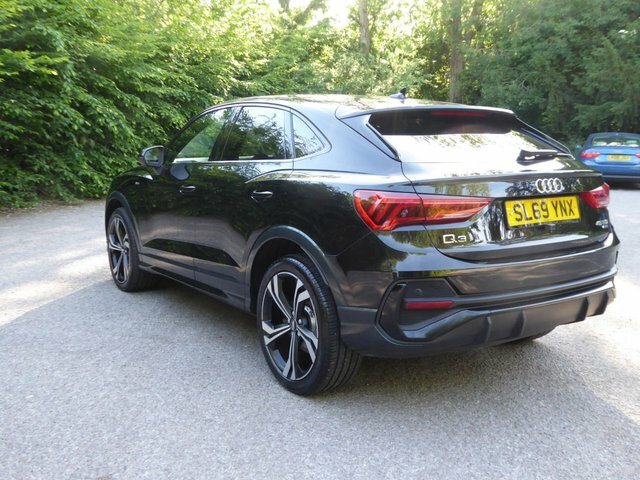 Audi Q3 2.0 Tfsi 45 Edition SL69YNX Black #2