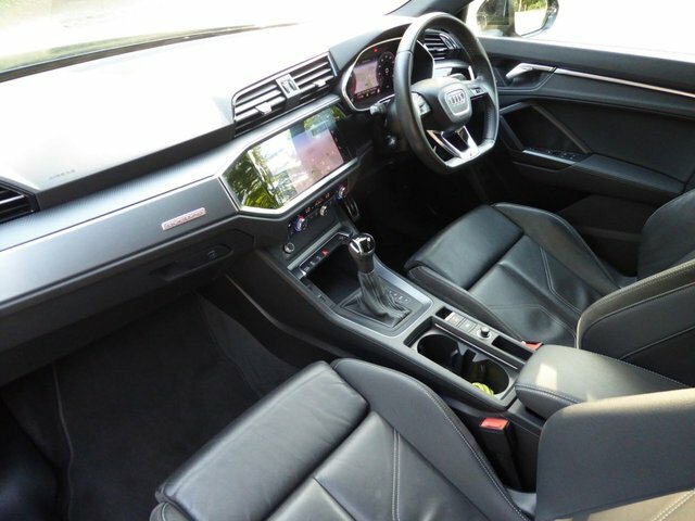 Audi Q3 2.0 Tfsi 45 Edition SL69YNX Black #3